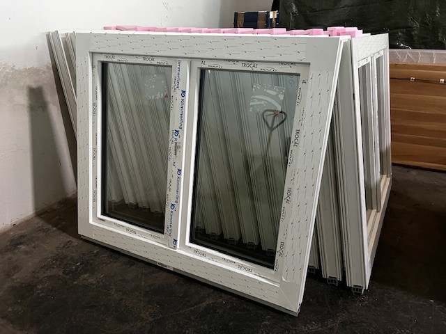 2tlg.Kunststoff Fenster mit standard Stulp, Serie: 88MD, Beschlag:LS, Basis, RS, Basis